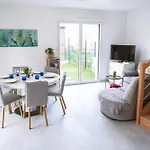 Proche De La Frontiere Et Outlet Shopping Avec Wifi, Jardin, Parking Roppenheim
