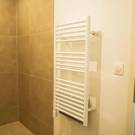 Apartamento Proche De La Frontiere Et Outlet Shopping Avec Wifi, Jardin, Parking *