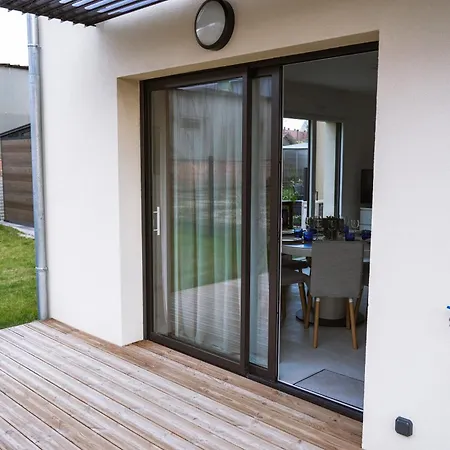 Appartamento Proche De La Frontière Et Outlet Shopping Avec Wifi, Jardin, Parking Roppenheim
