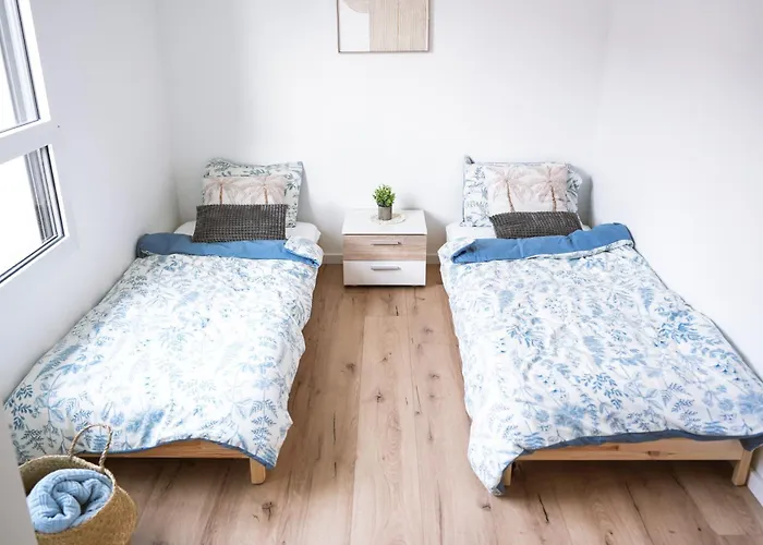 Proche De La Frontiere Et Outlet Shopping Avec Wifi, Jardin, Parking * Roppenheim