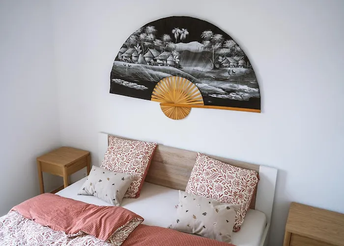 Appartement Proche De La Frontiere Et Outlet Shopping Avec Wifi, Jardin, Parking *